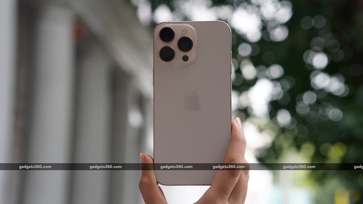 iPhone 17 Series May Have 12GB RAM; iPhone 18 Lineup Tipped to Support Improved Memory