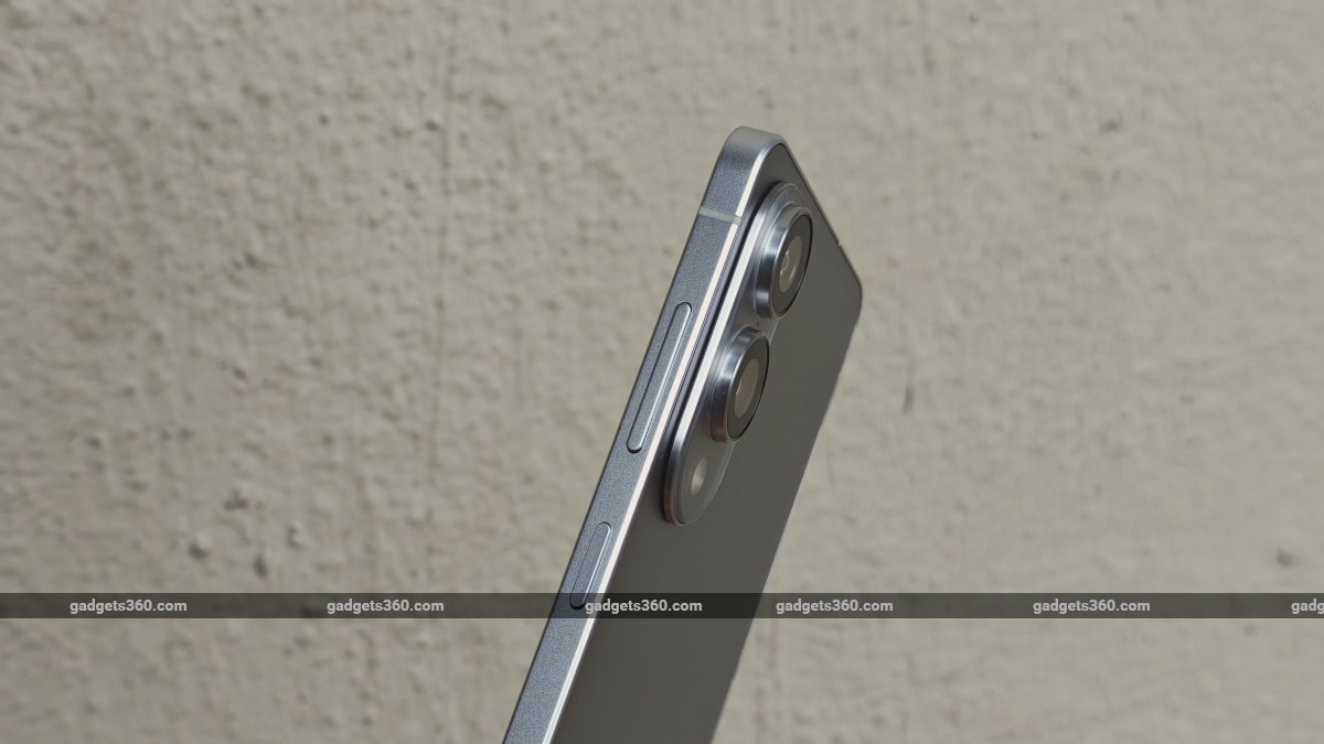 samsung galaxy s25 edge design titanium gadgets 360 SamsungGalaxyS25Edge  Samsung